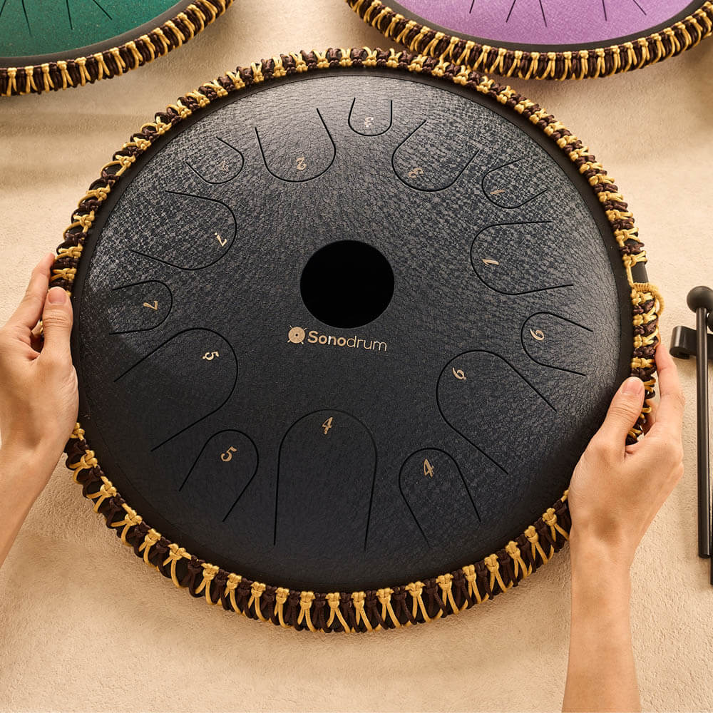 SonodrumSteelTongueDrumExclusive14Inches-14Tongues-Hold-Navy